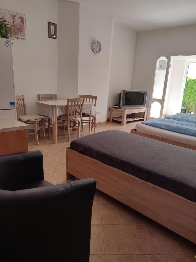 Pension Dana Karaskova Appartement Kutná Hora Buitenkant foto